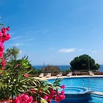 Evasion Corse - T2 Vue Mer, Piscine & Plage