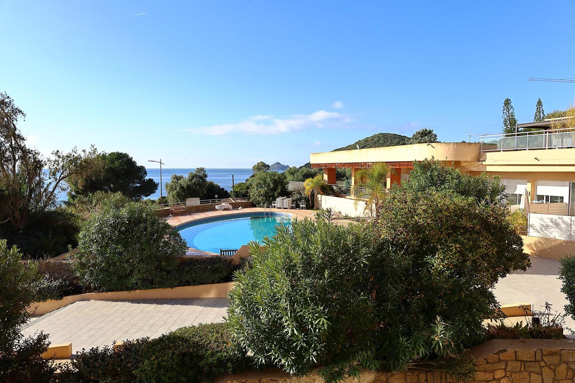 Evasion Corse - T2 Vue Mer, Piscine & Apartment