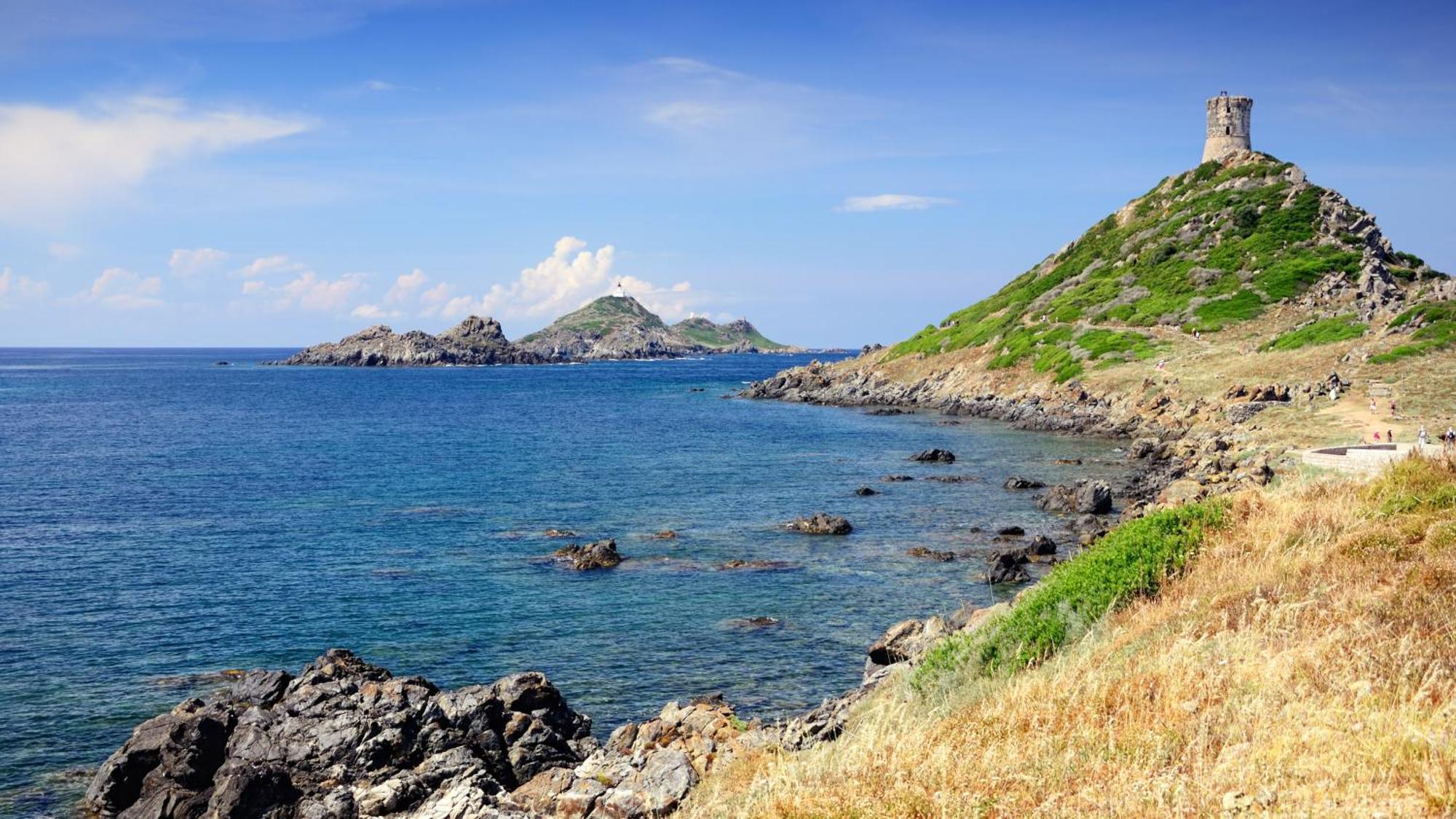 Evasion Corse - T2 Vue Mer, Piscine & Ajaccio (Corsica)